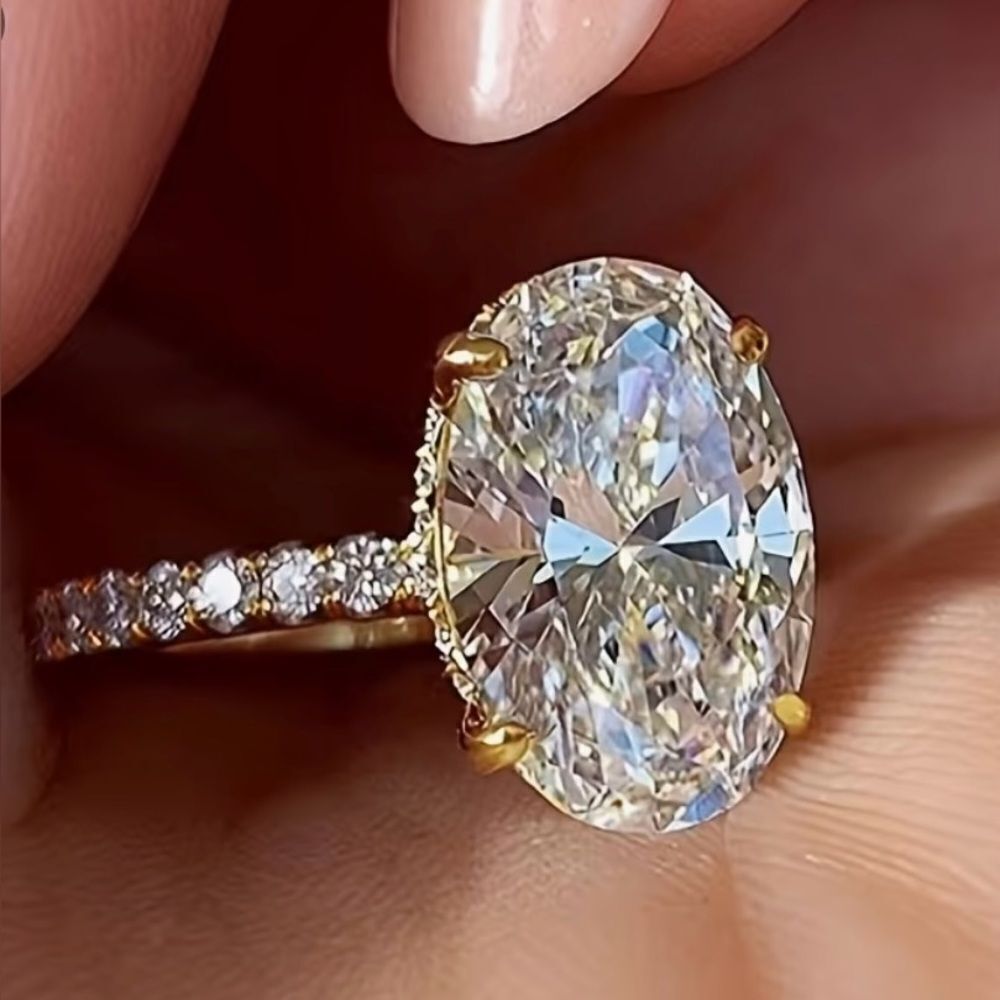 π New Stunning Brilliant 4 caratβoval white sapphire stone gold filled setting π - Picture 2 of 4